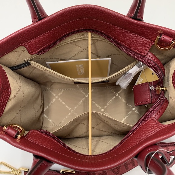 MICHAEL KORS
Mirella Small Logo Embossed Pebbled Leather Crossbody
DK CHERRY
NWT - Picture 8 of 16